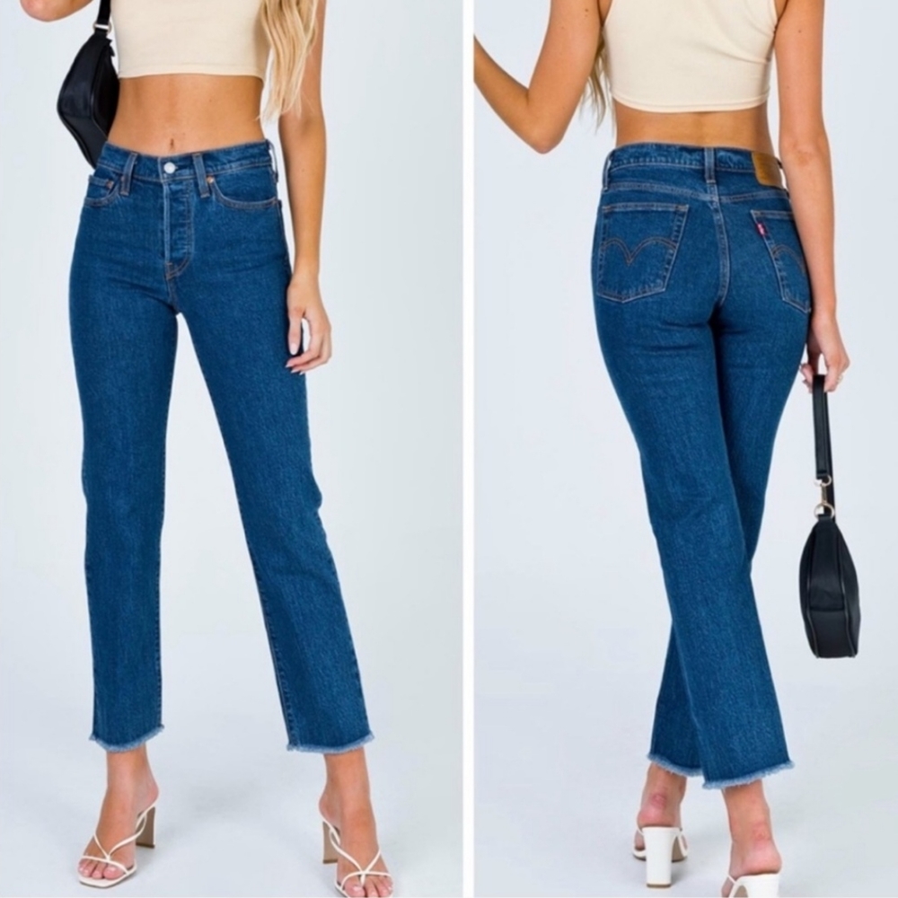 NWT Levi’s Wedgie fit straight leg jeans